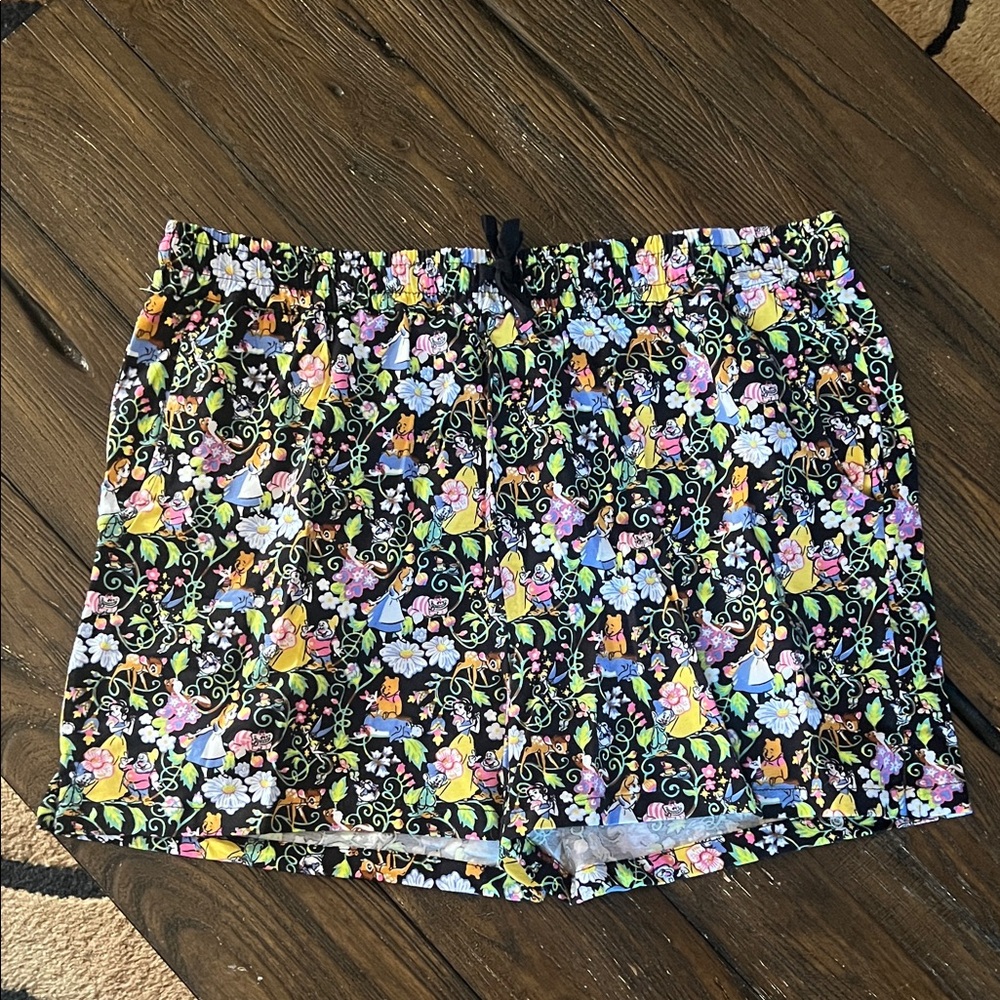 NWT Disney by Vera Bradley women’s size L pajama shorts